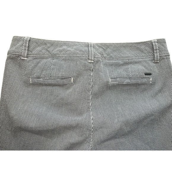Tommy Hilfiger Capri Pants Women's Size 8 Striped Pockets‎ Belt Loops - Picture 12 of 12